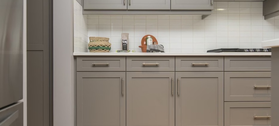 Kitchen Cabinet Refinishing